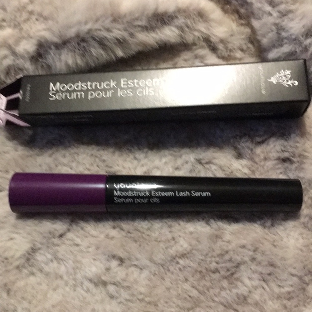 Younique Esteem Lash Serum